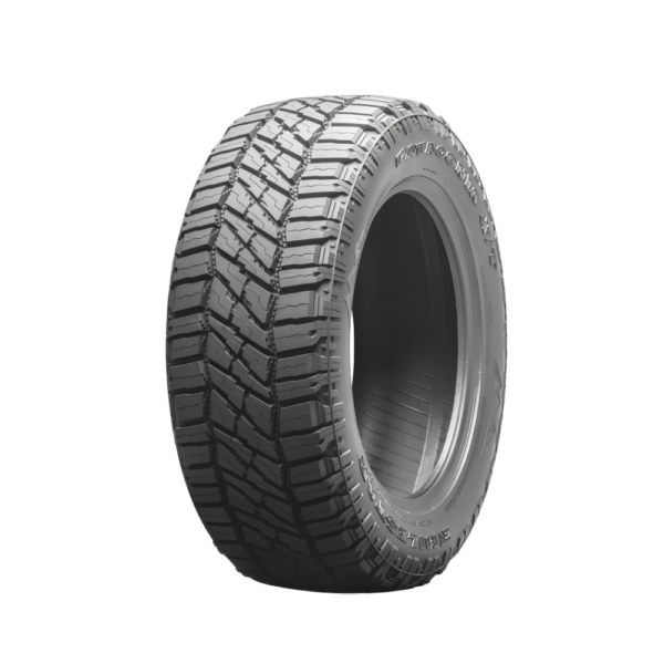 295/70/17 (LT) X/T 128/125Q E/10 (25)