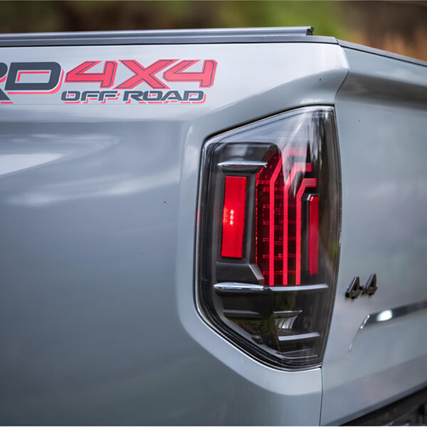 TOYOTA TUNDRA (14-21) : XB LED TAIL LIGHTS (PAIR/BLACK) - Image 4